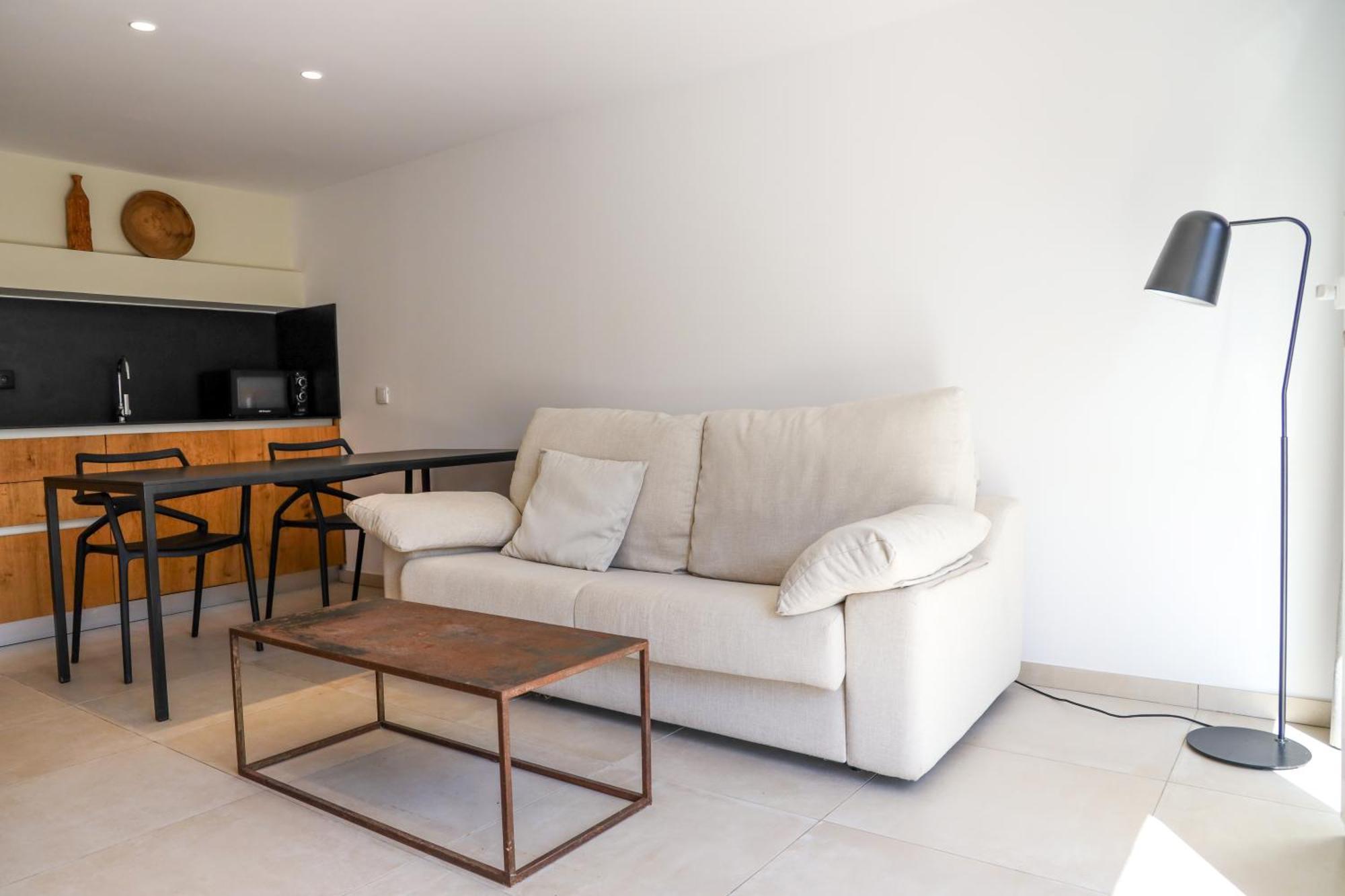 Cala Vadella Beachwalk Suites 객실 사진