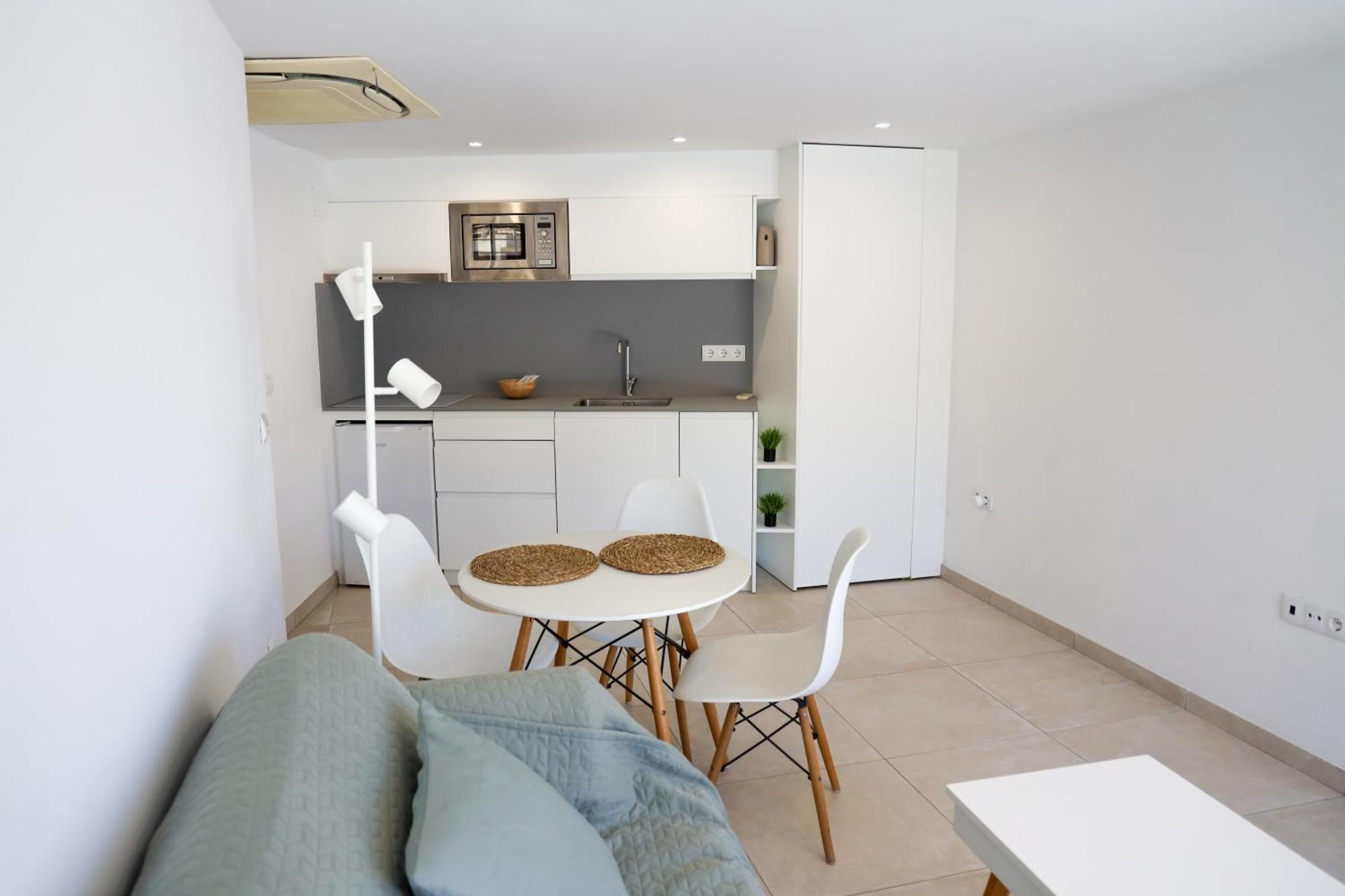 Cala Vadella Beachwalk Suites 객실 사진